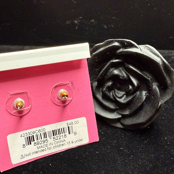 Betsey Johnson Red and Pearl Heart Earrings - Picture 5 of 5